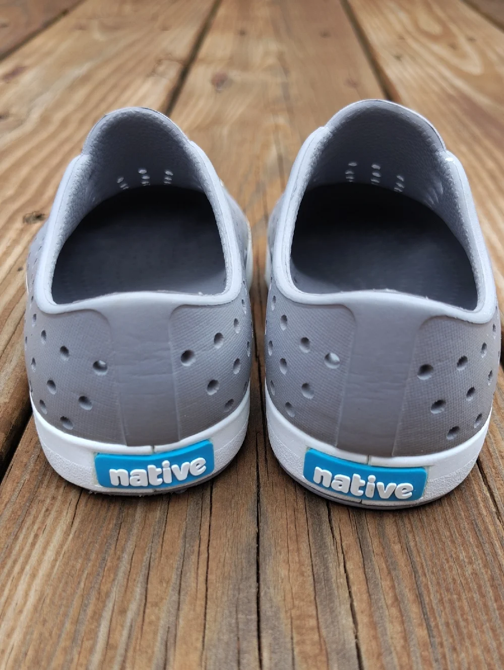 Native Gray Jefferson Slip-On Water Shoes Sneakers Size 8 Kids